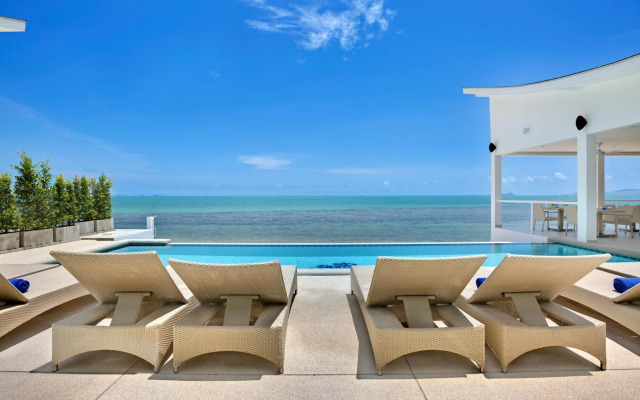 La Perle Luxury Boutique Hotel