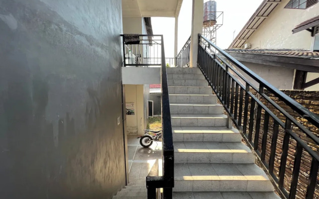 Hotel O Kost Maharaja Near Maros