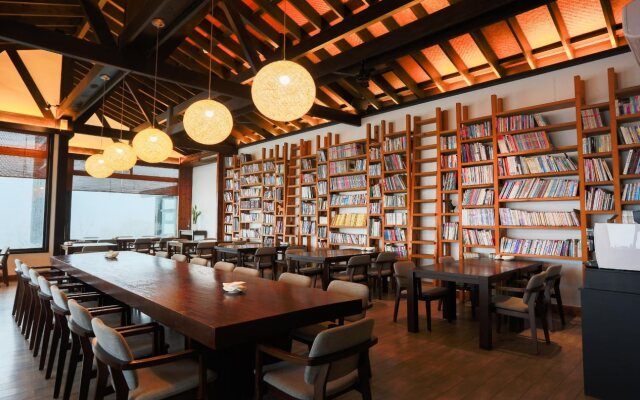 Tsuwu Hot Spring Hotel