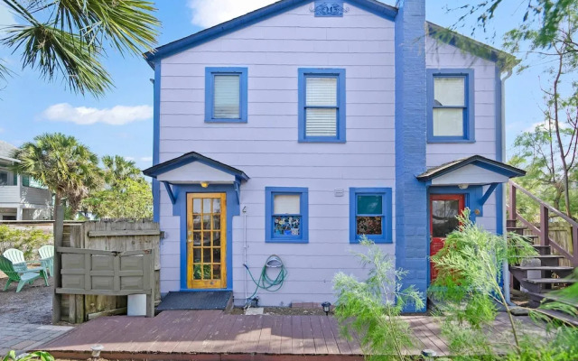 Marvelous Mermaid Beach Bungalow Dog-friendly