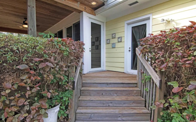 Sun, Shells and Seaspray w/ Lanai