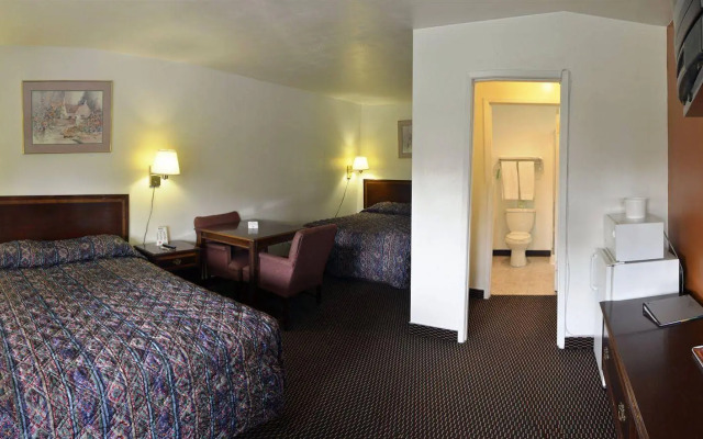 Rodeway Inn & Suites