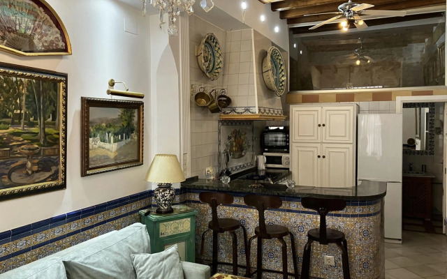 Pequeño palacete Calle Santas Patronas