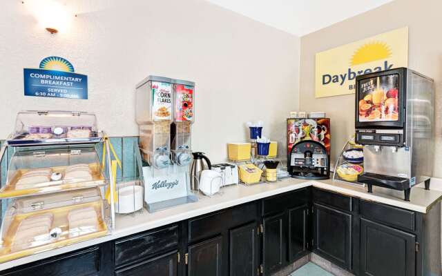 Days Inn by Wyndham Espanola