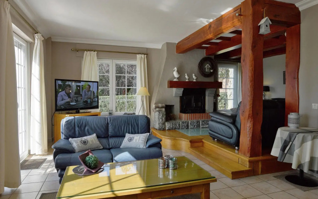 Theux Villa With Sauna