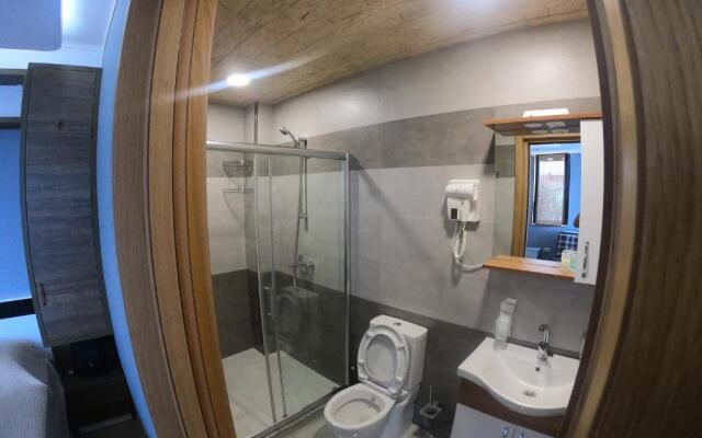 Batumi Hotel R&M