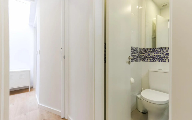 Wal Apartments- 3 bedrooms with parking space