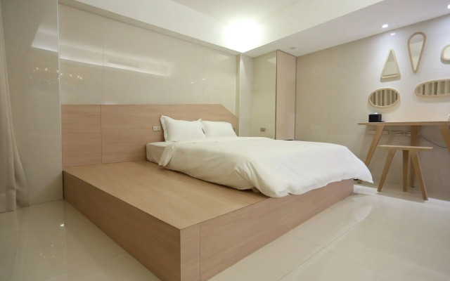 The Fantasy Apartment