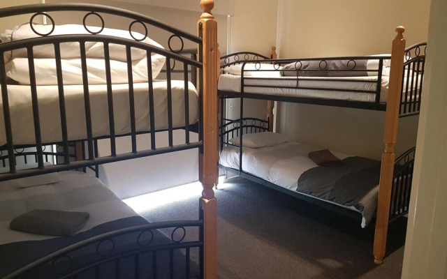 Winbi River Resort Holiday Rentals
