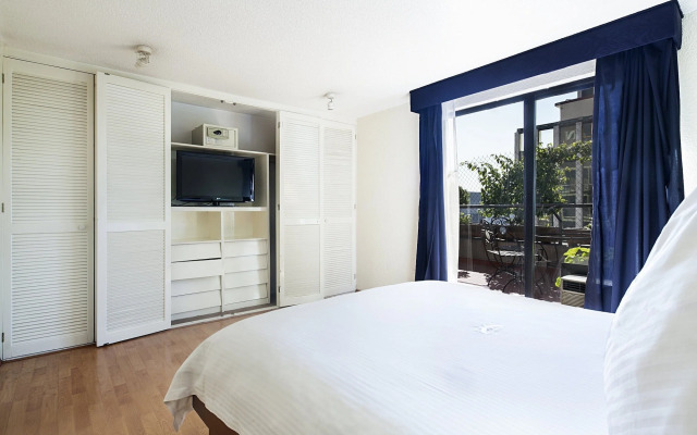 Exe Suites San Marino Hotel