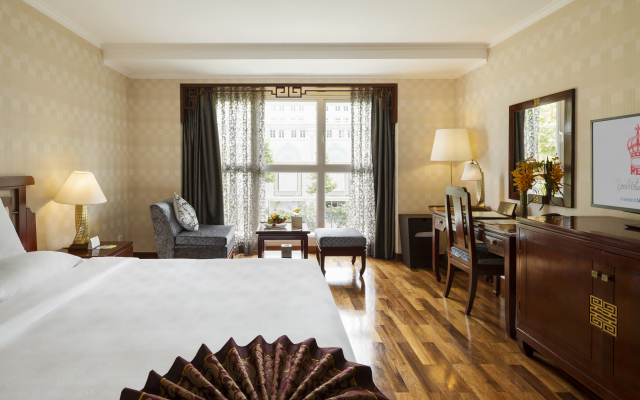 Rex Hotel