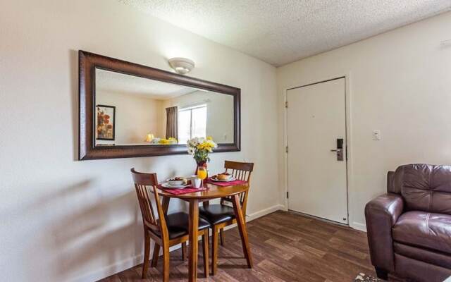 Park Suites at 131 - One Bedroom Apartment