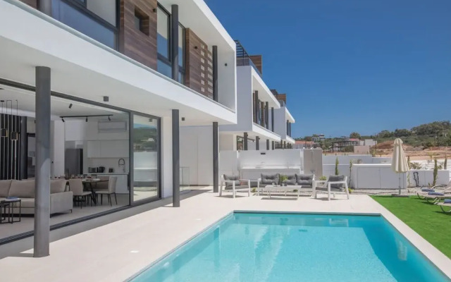 Protaras Elite Pearl Villa Ep16