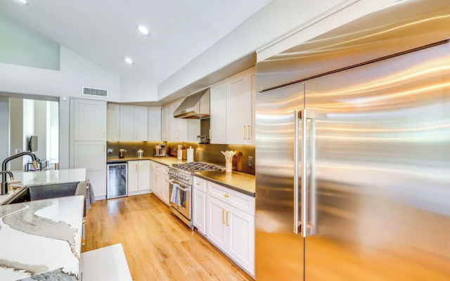 Pet-friendly w/ Spacious Patio: Home in Scottsdale