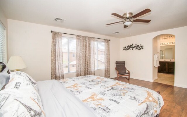 Grey High Roller - 4Bd 3Ba