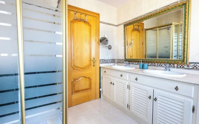 Stunning Golf Villa With Pool and Stunning Views