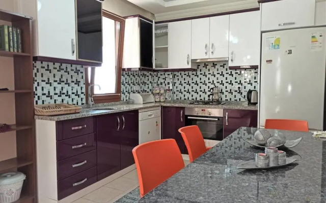 House With Terrace and a Calming View in Fethiye