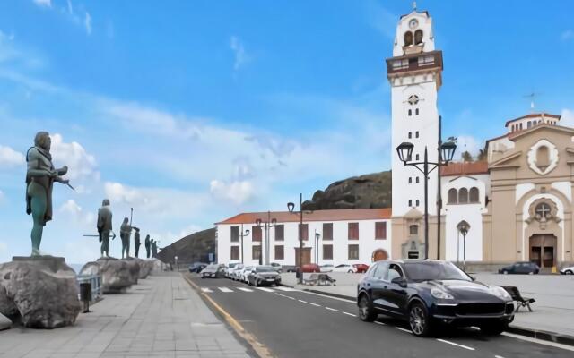 Spacious holiday home in Candelaria with terrace