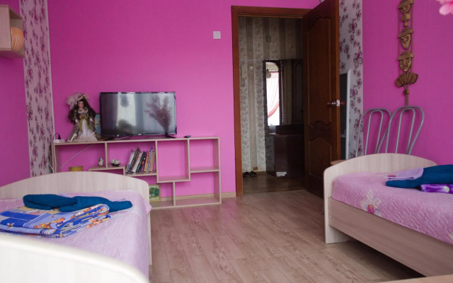 Апартаменты на улице Кольцова 2