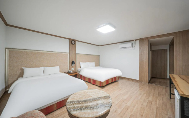 Olympic Hotel