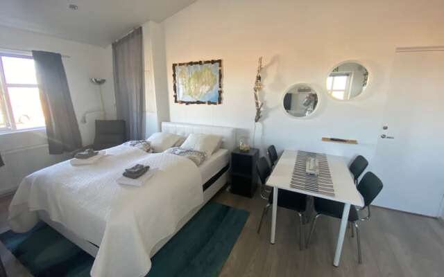 Skalarimi - Country House