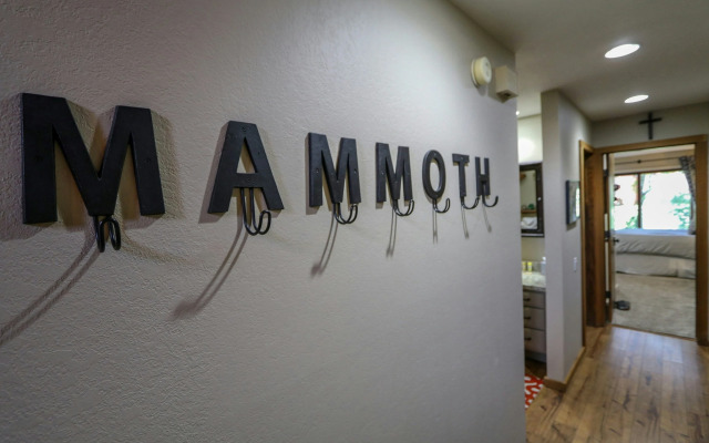 Snowcreek III #415 Condo