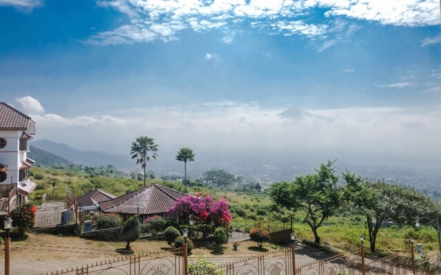 Villa Bukit Panderman Residende by OYO Rooms