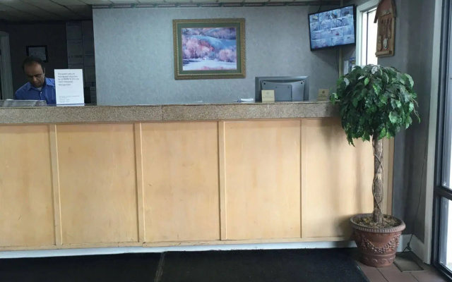 Travel Inn Lebanon Nashville Near I-40
