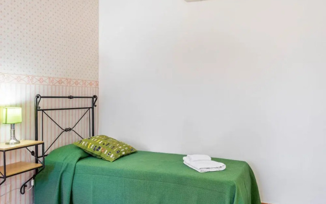 Peaceful Holiday Home in Magione With Swimming Pool