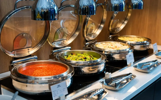 Holiday Inn Express Shanghai Tangzhen by IHG