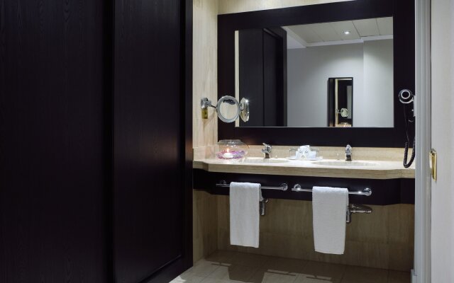 Oca Puerta del Camino Hotel
