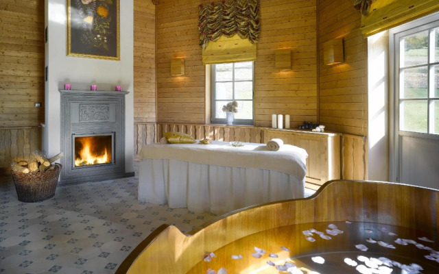 Chateau Mcely