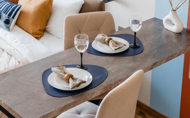 Апартаменты на проспекте Стачек 64