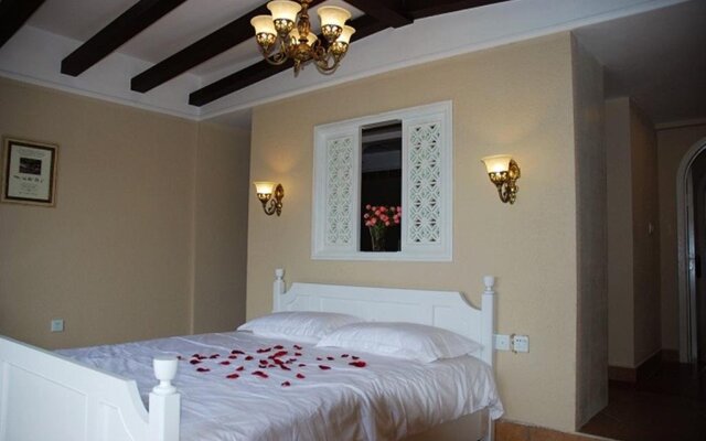 Sanya Youjia Business Hotel