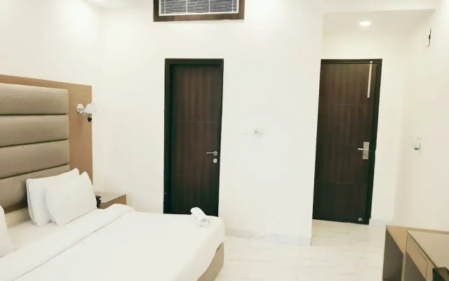 Hotel PK Residency