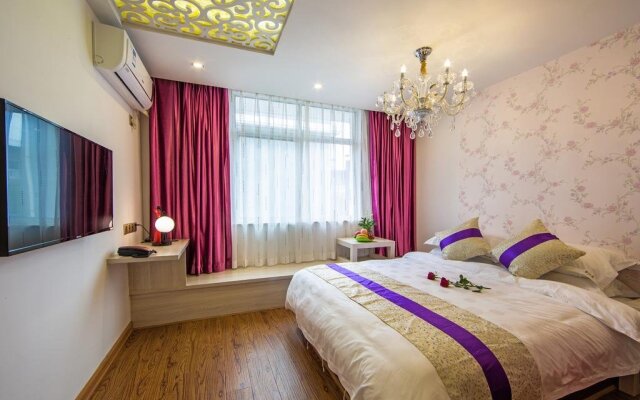 Dream In Jiangnan Hotel