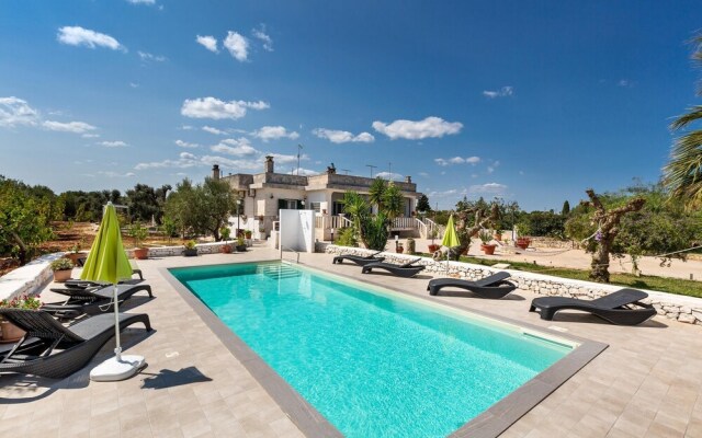 3635 Villa Dolce - App 2 by Barbarhouse