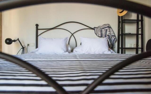 Domus Arch Suites