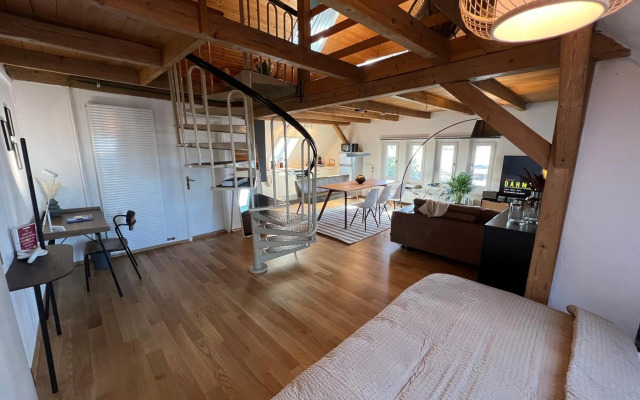 Wohlfühl Loft - Seenähe, Netflix, Boxspringbett, Küche