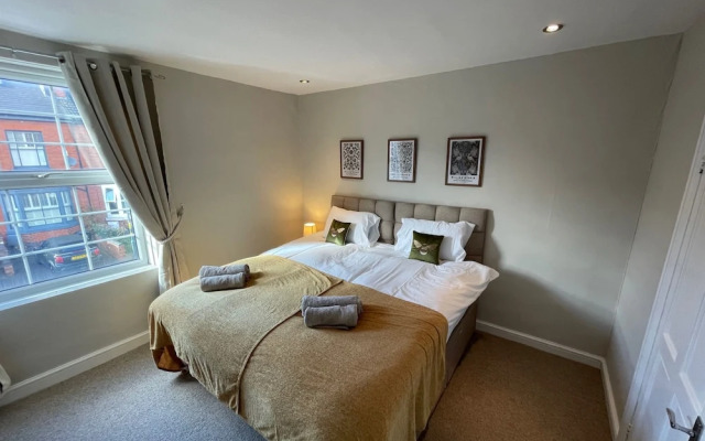 Familyfriendly - Sleeps6 - Privateparking - Garden