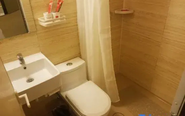 Shankee Hotel (Taiyuan Qingxu Beichen Bilingual School Bus Station)