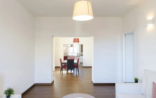 JOIVY Spacious Family Apt For 4, In Carignano, Genoa