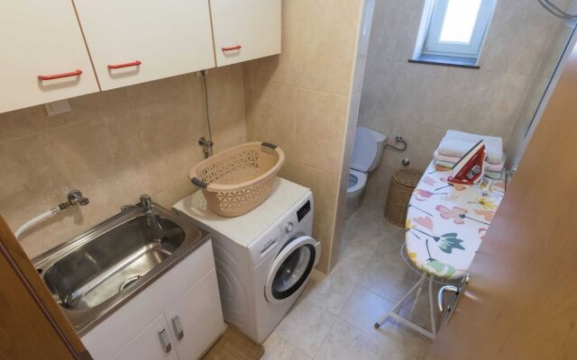 Seaside Villa in Zadar With Swimming Pool