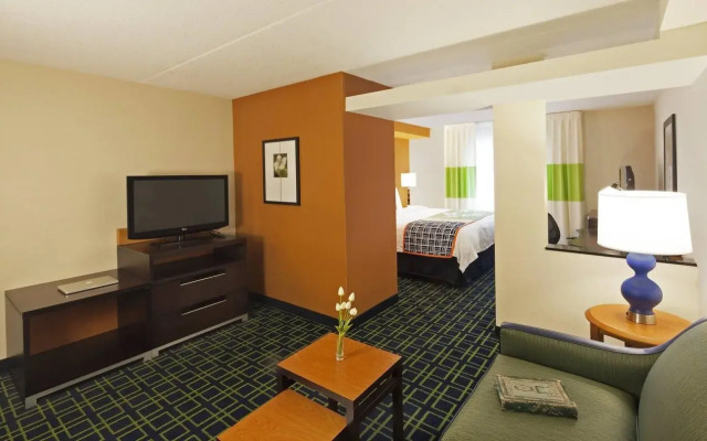 Fairfield Inn & Suites by Marriott Toronto Mississauga