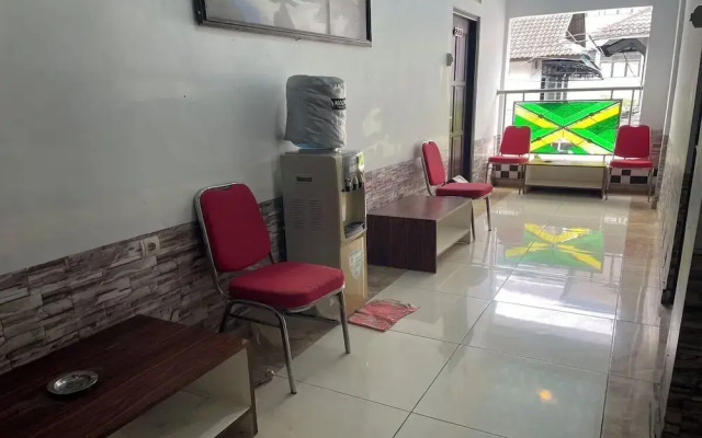 99 Guest House