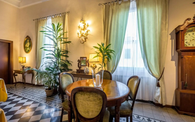 Hotel Emma