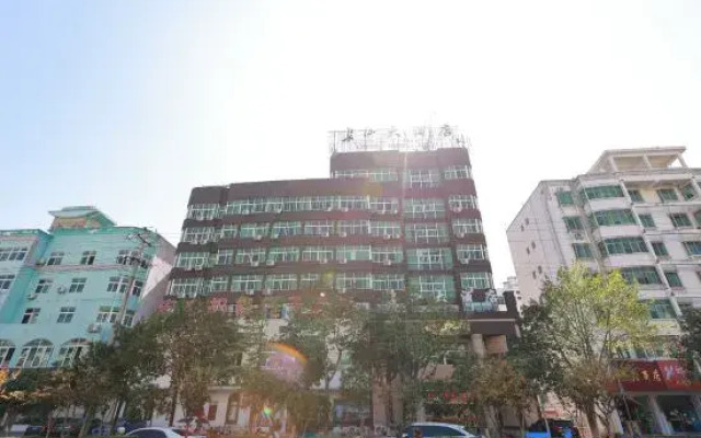 Changzheng Hotel