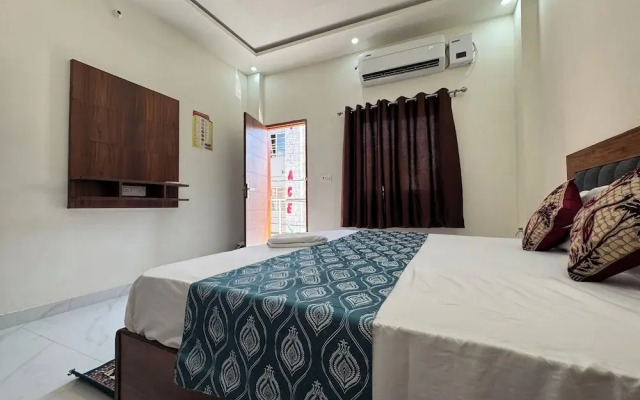 Shree Hanumat Kripa Dham