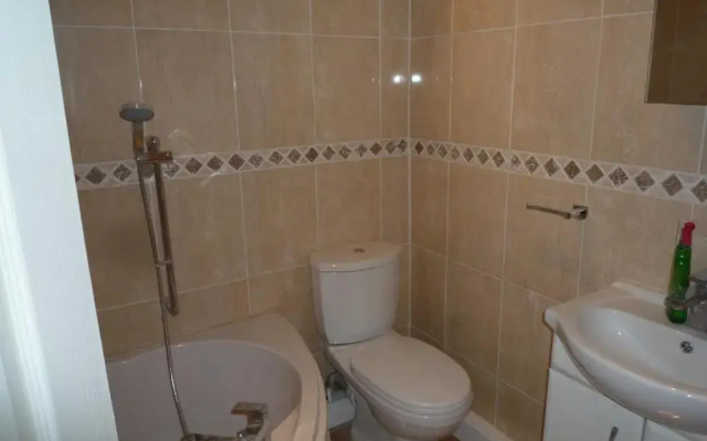 Boundary Road, 1 Bedroom & 2 Bedroom Flats