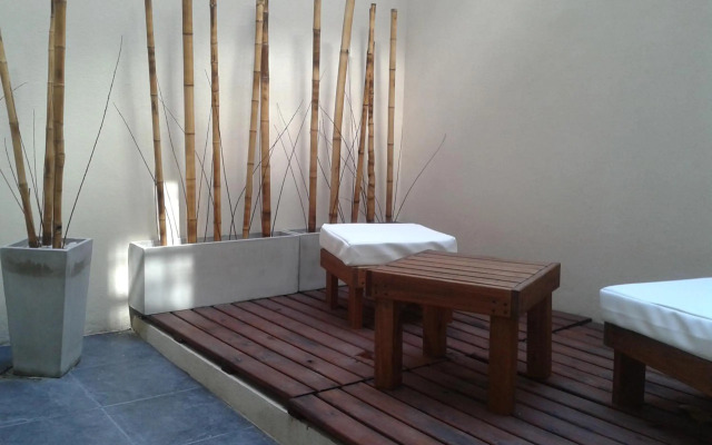 Florida Apart ,Plaza San Martin